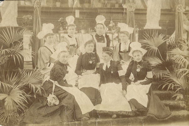 Bessie Maud Dibblee, Emily Dibblee and Jane Emily Dibblee
