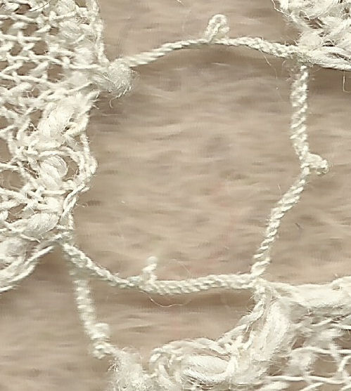 Bobbin lace - legs