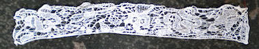 Mixed tape lace collar