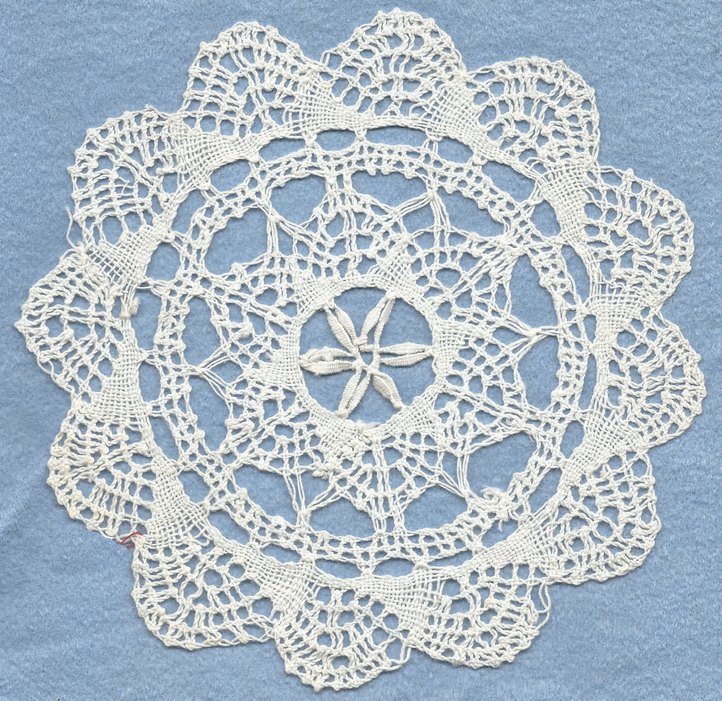 Bedfordshire lace mat