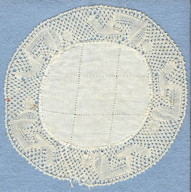 Flanders lace mat