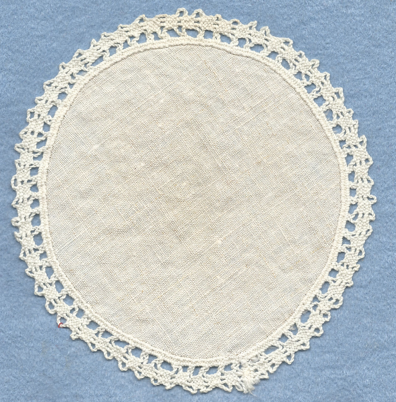 Lace mat