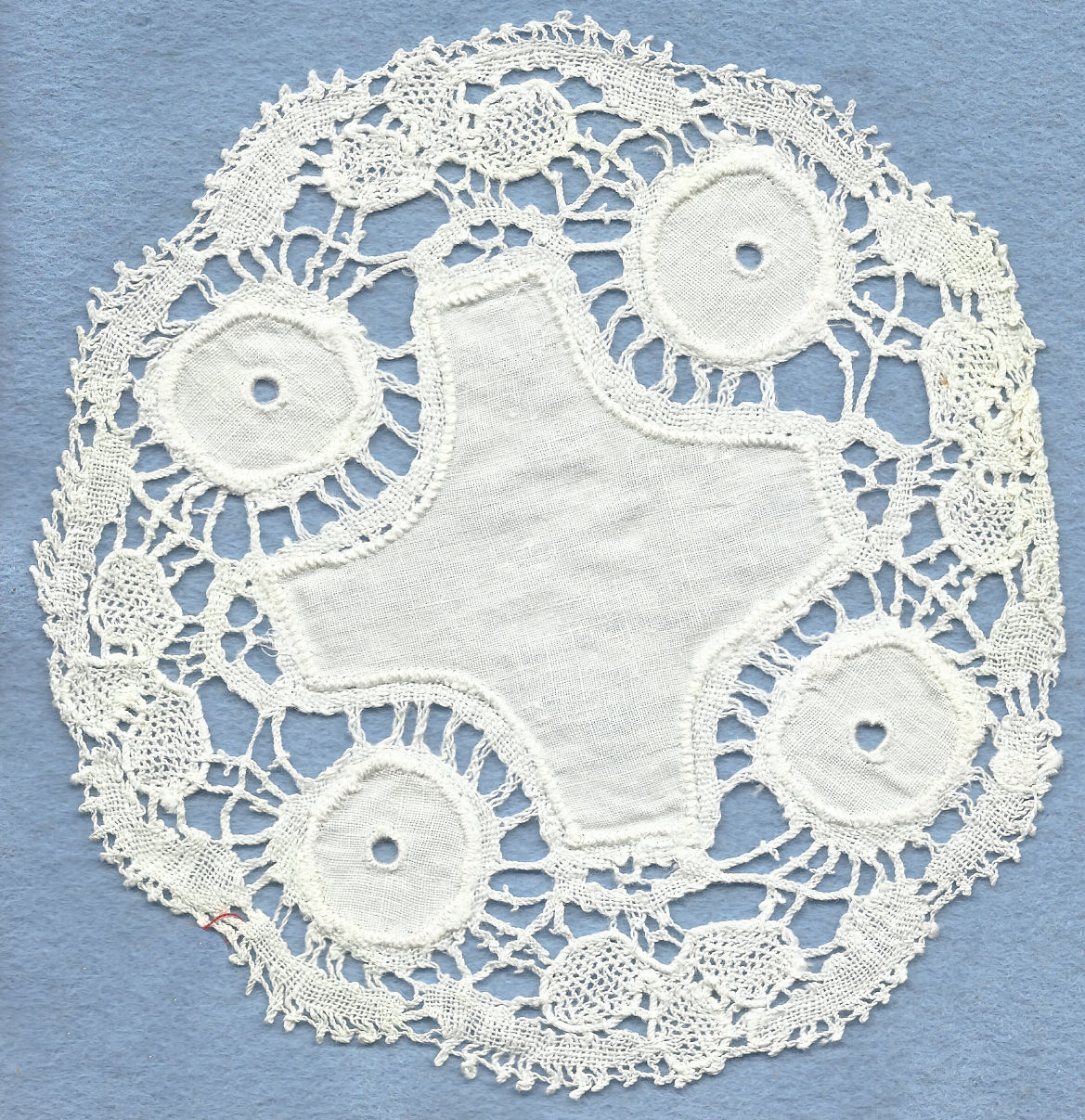 Bedfordshire lace mat