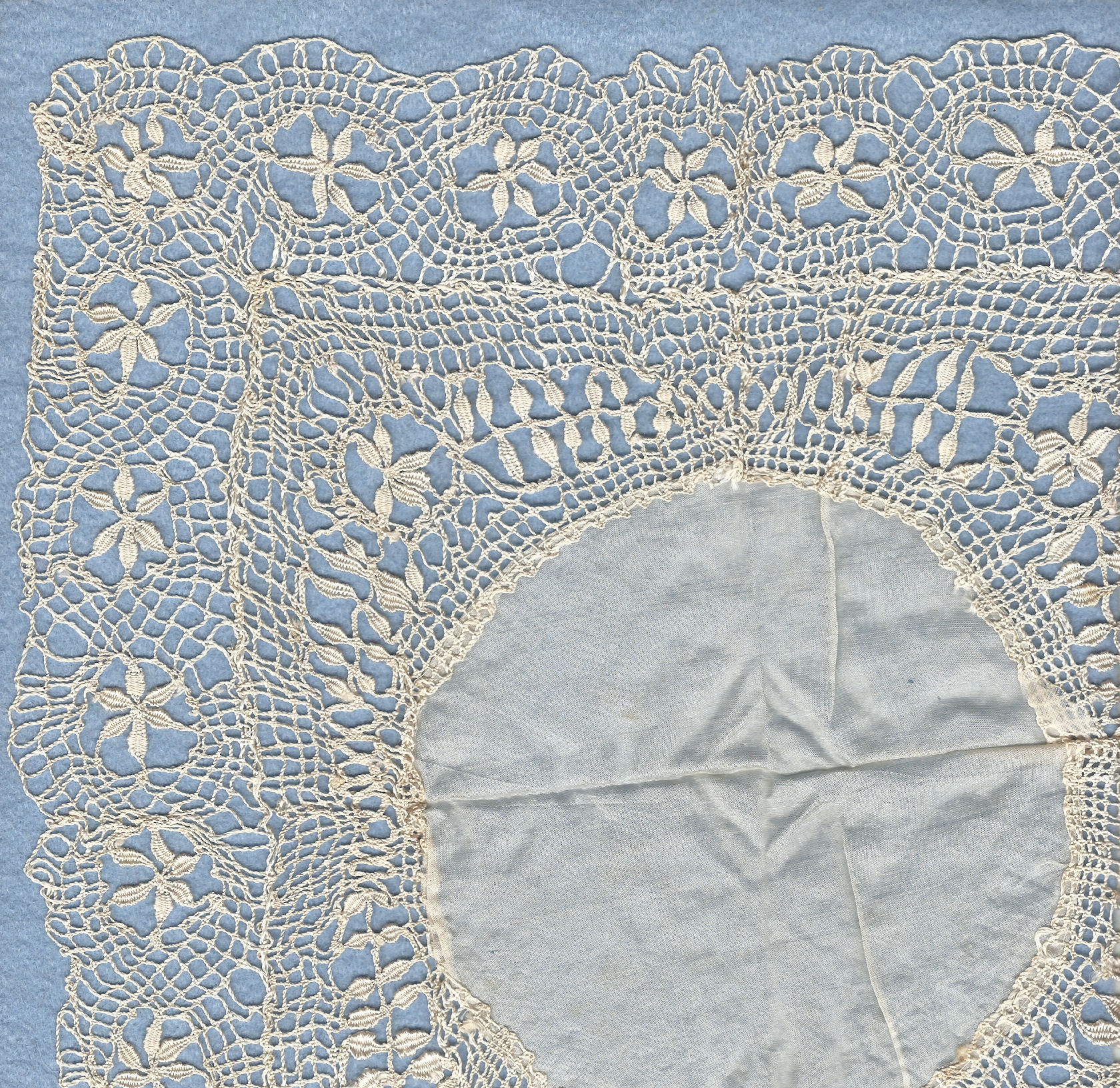 Maltese lace mat