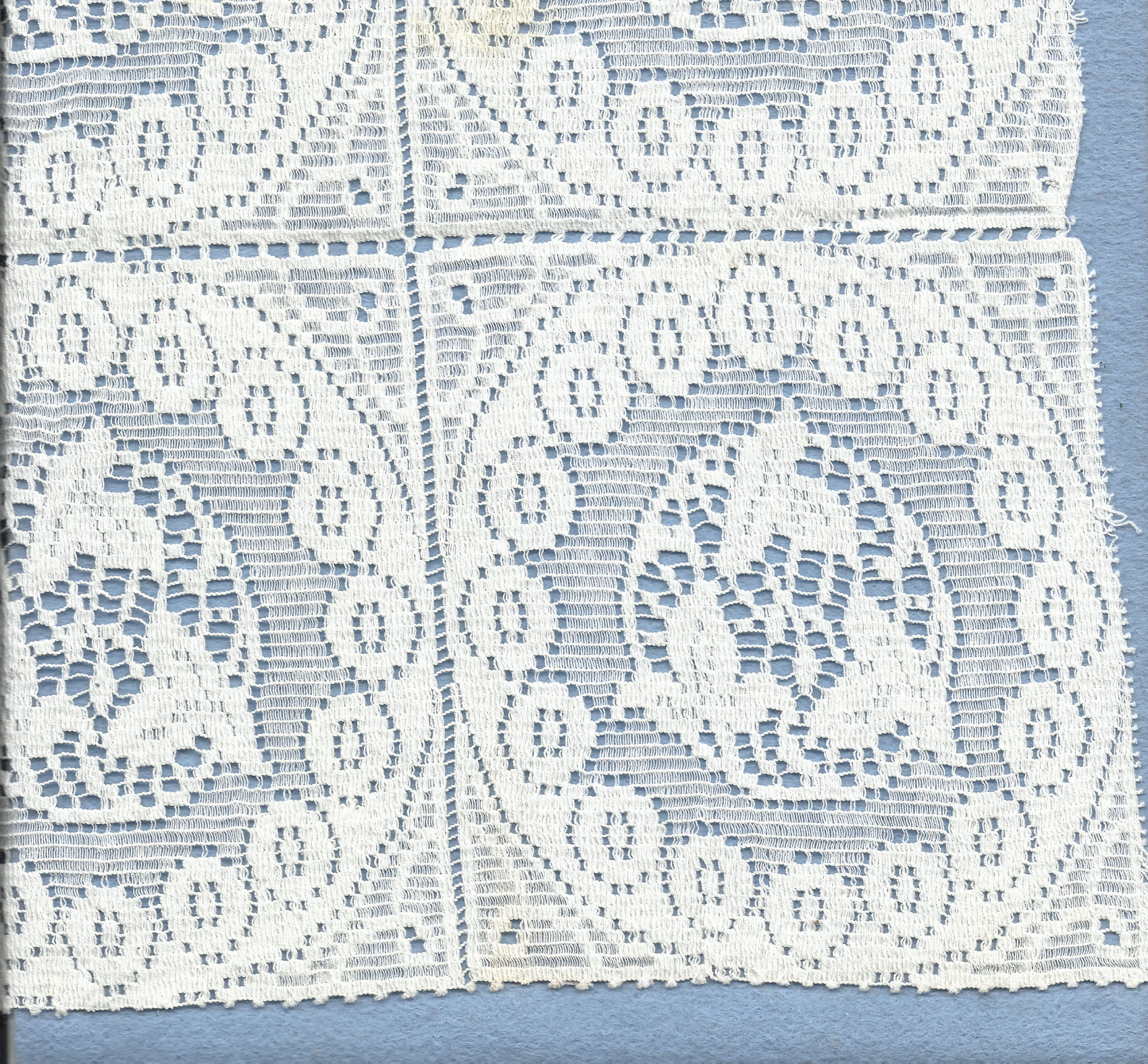 Machine lace