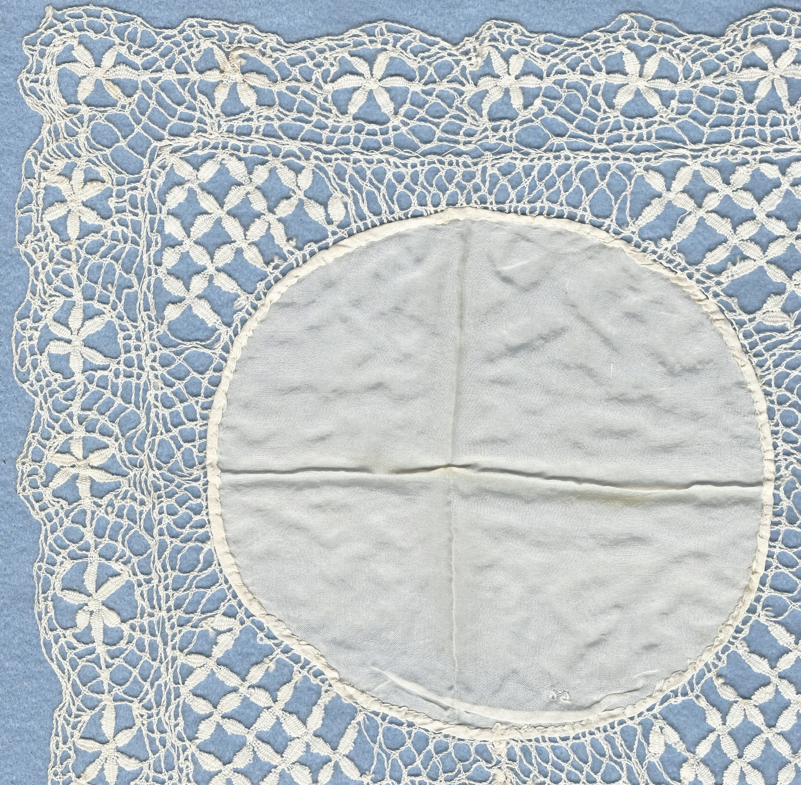Maltese lace mat