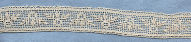Filet lace