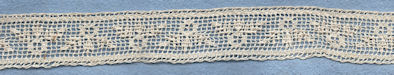 Filet lace