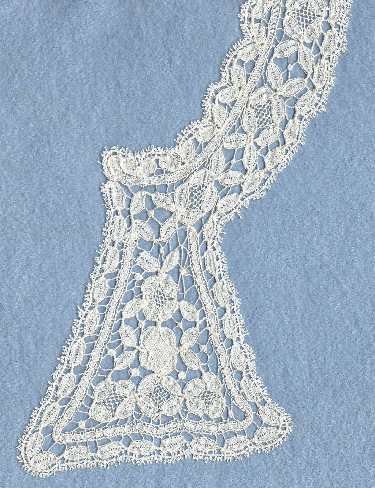 Mixed tape lace - collar