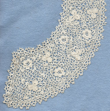 Mixed tape lace - collar