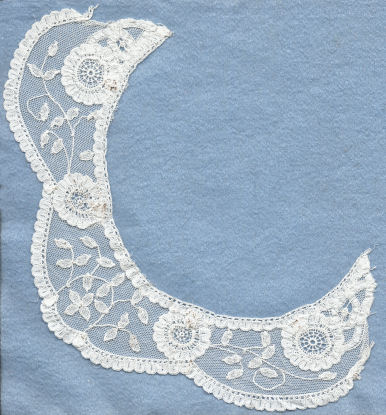 Tape lace - imitation Honiton