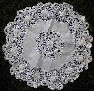 Tenerife lace mat