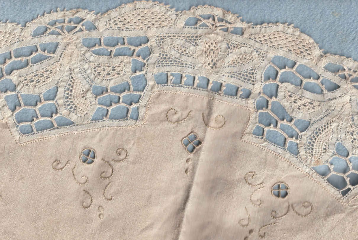 Mixed tape lace - mat