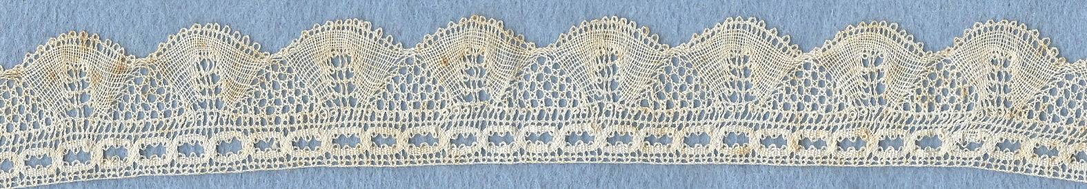 Torchon edging