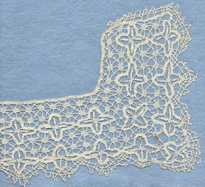Bedfordshire lace collar