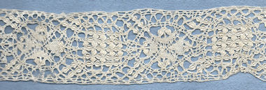 Maltese lace insertion