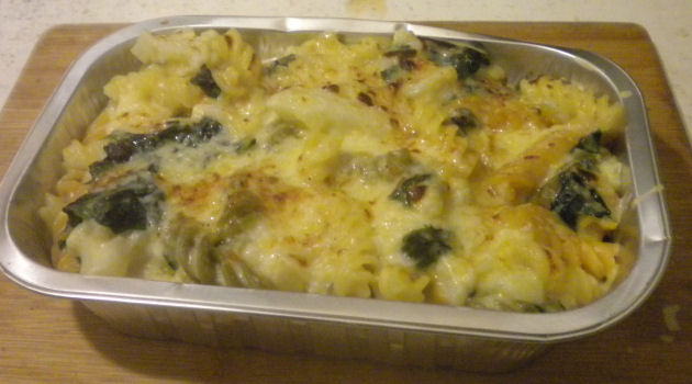 Cauliflower cheese pasta bake