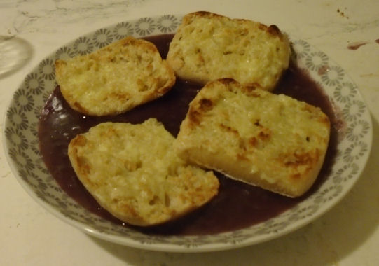Baked onion and beans