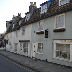 Cottages at top of Castle Hill