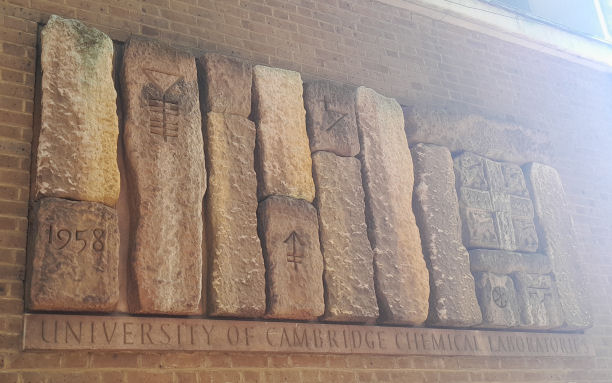 Chemistry Faculty bas-relief, Lensfield Road