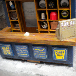 Dinky door Wonder Emporium, Sussex Street