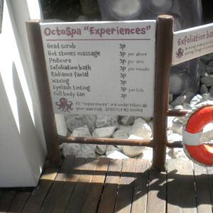 Dinky Octo spa, Mill Road bridge