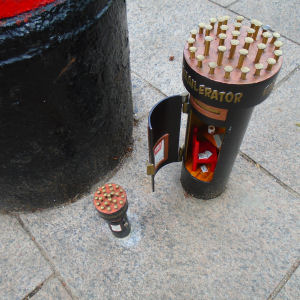 Dinky door Emailerator, Riverside